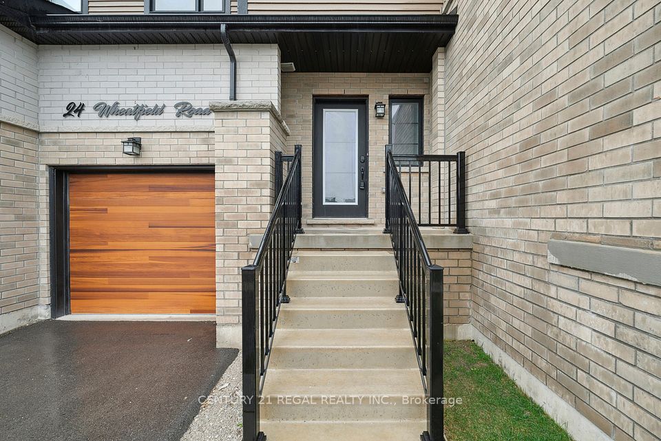 24 Wheatfield Road, Barrie, ON L9J 0C2