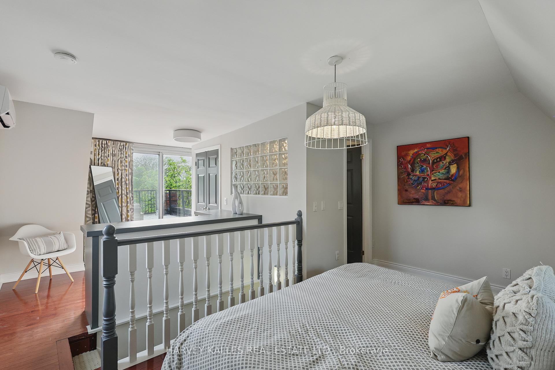 34 Winnett Avenue