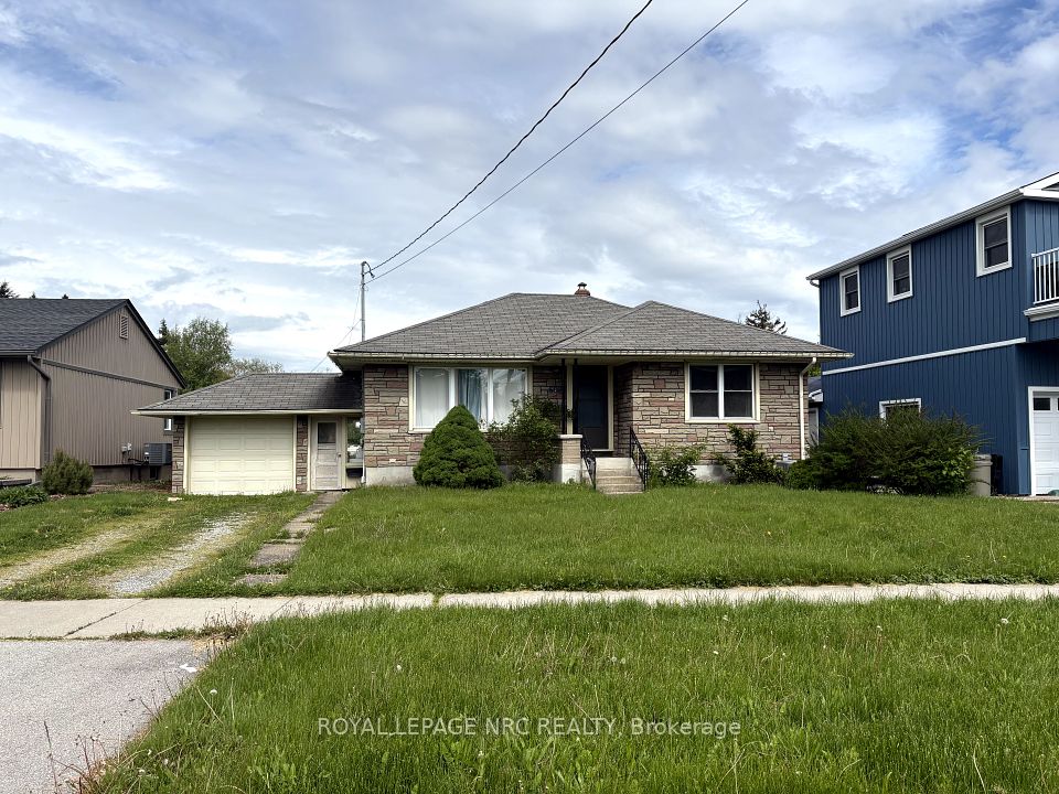 602 Geneva Street, St. Catharines, ON L2N 2J4