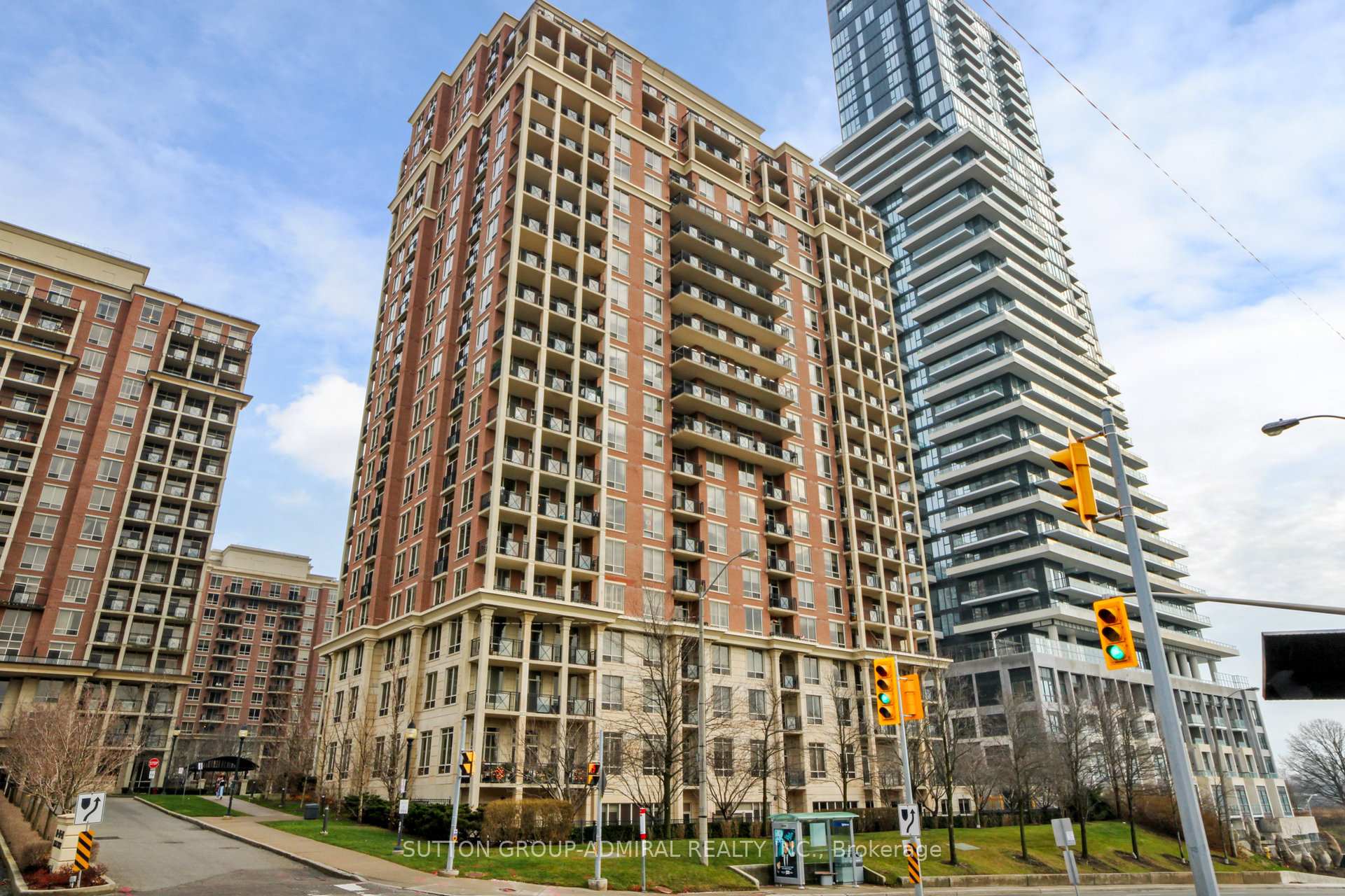 2 Bedrooms Condo at 1101 Leslie, Toronto For sale