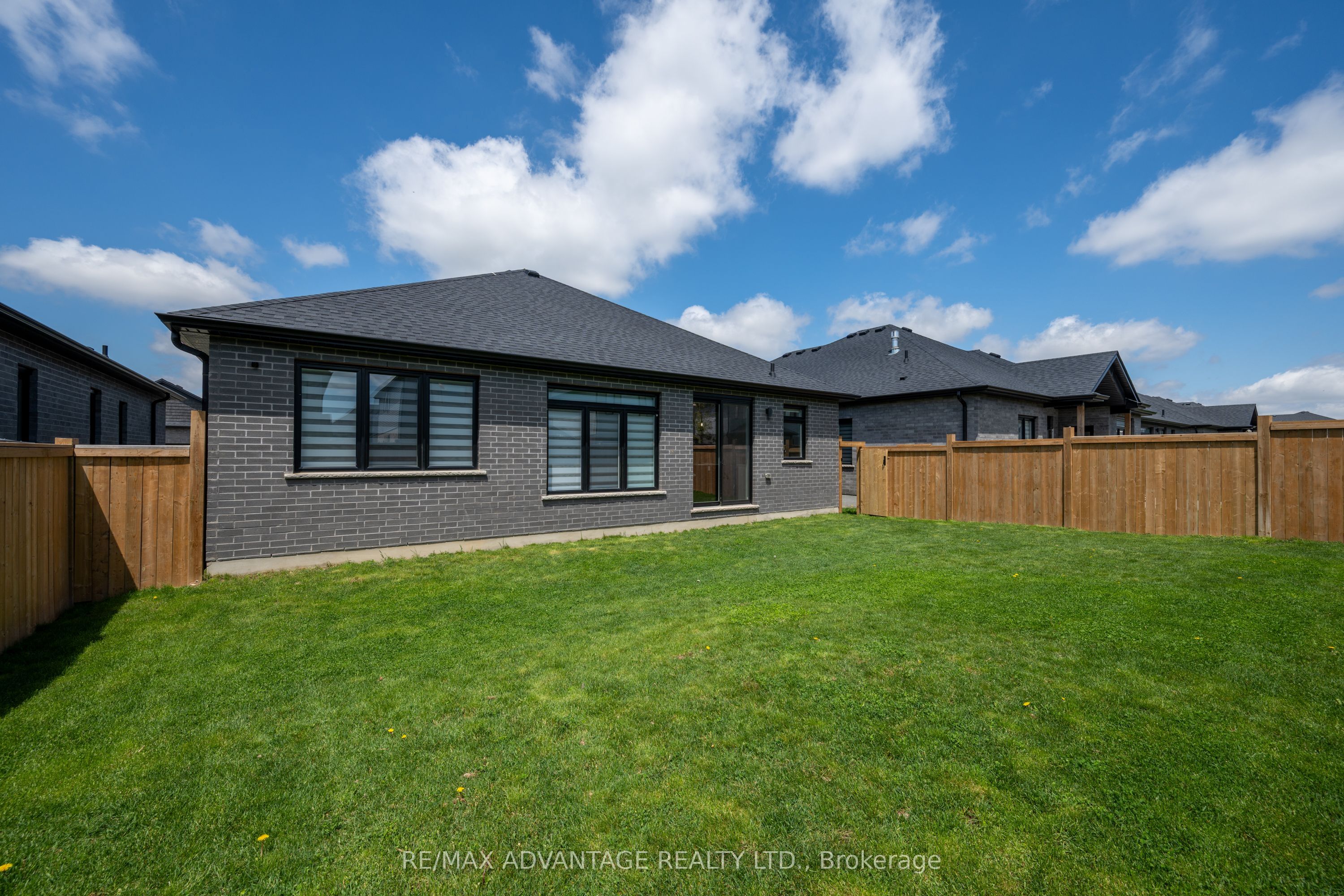 383 Daventry Way, #5