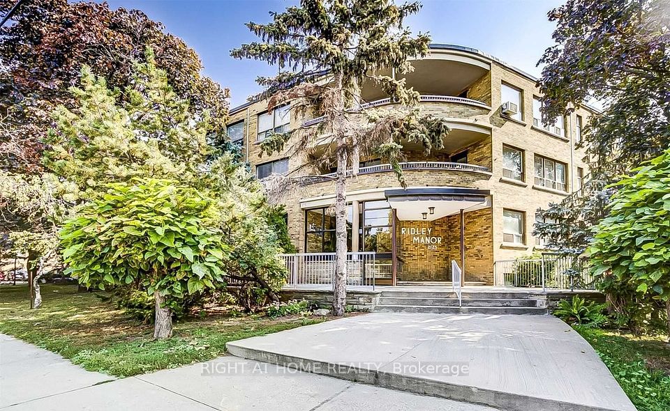 2125 Avenue Road