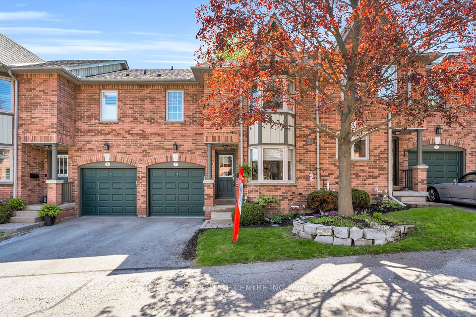 76 River Drive