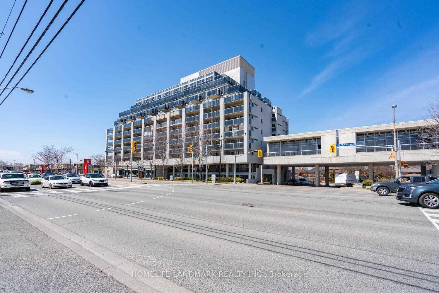 2 Bedrooms Condo at 1050 The Queensway, Toronto For sale