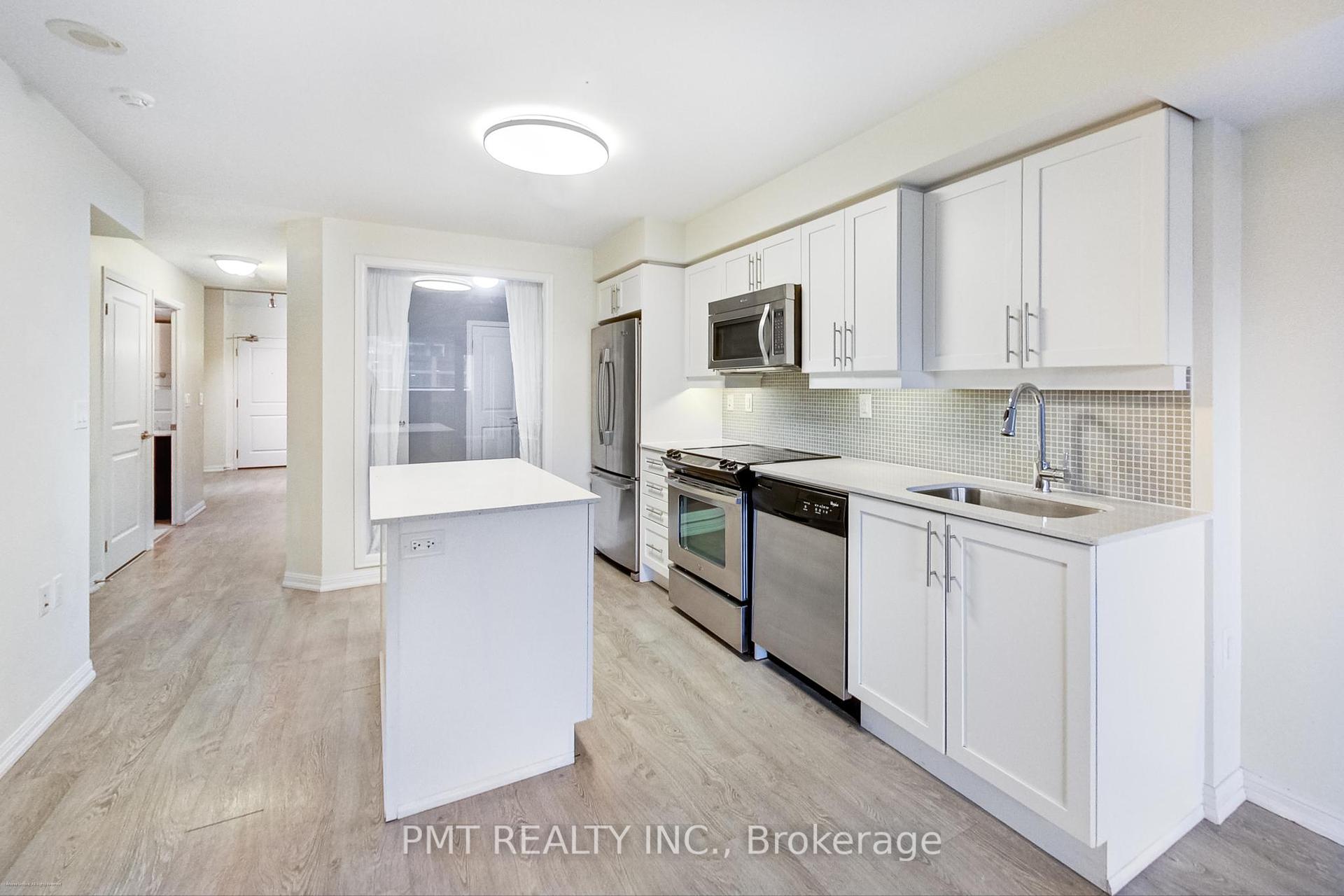 2 Bedrooms Condo at 125 Western Battery, Toronto For sale