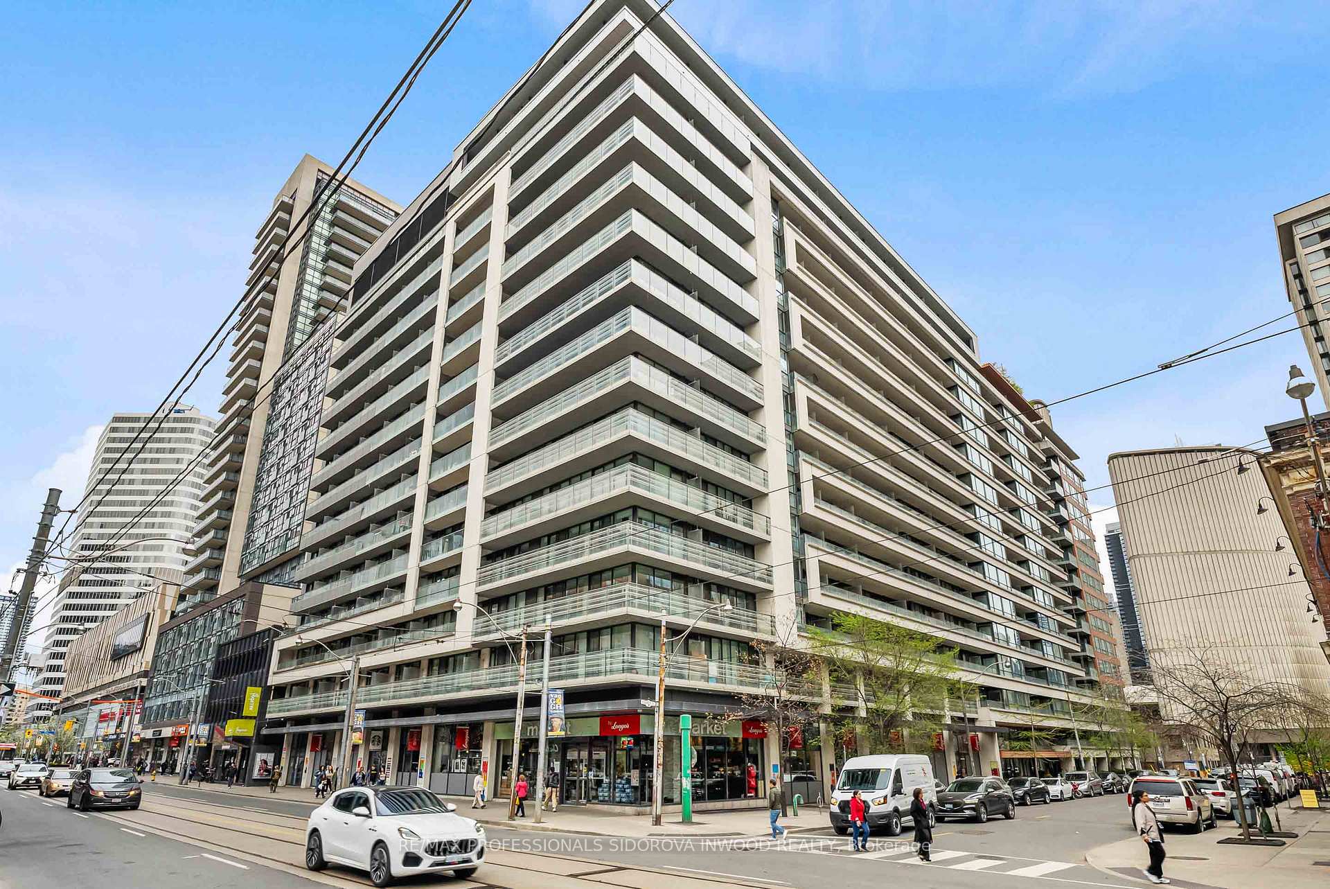 1 Bedroom Condo at 111 Elizabeth, Toronto For sale