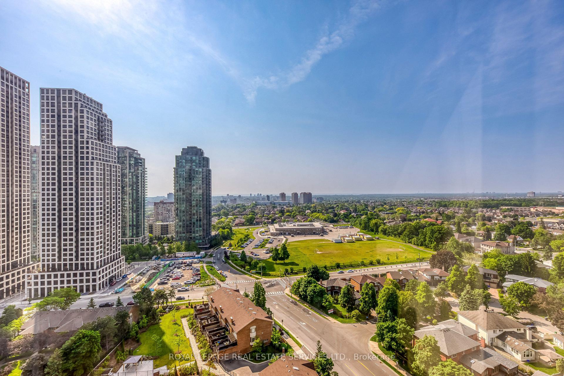 2 Bedrooms Condo at 3605 Kariya, Mississauga For sale