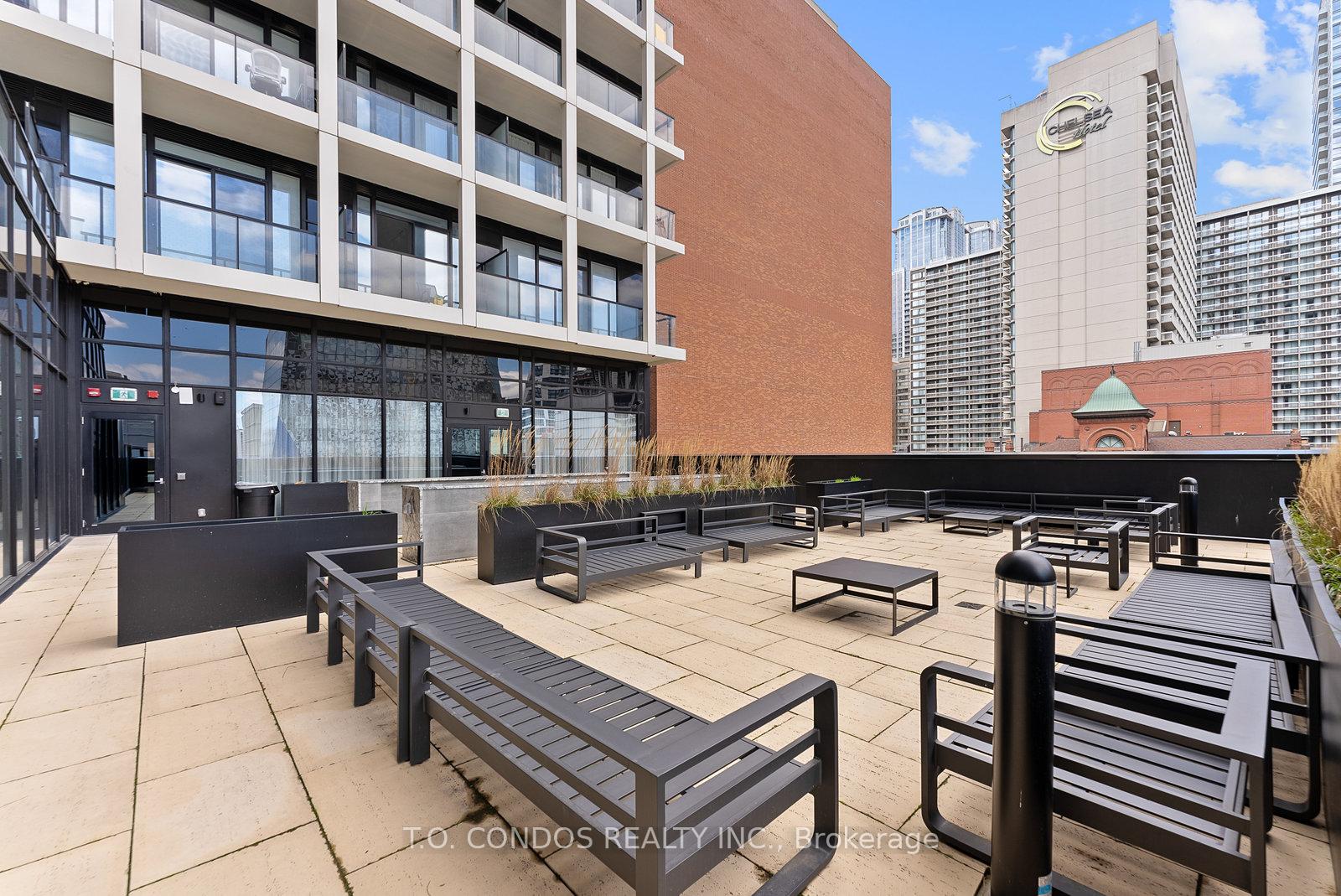 1 Bedroom Condo at 20 Edward,  Toronto For sale