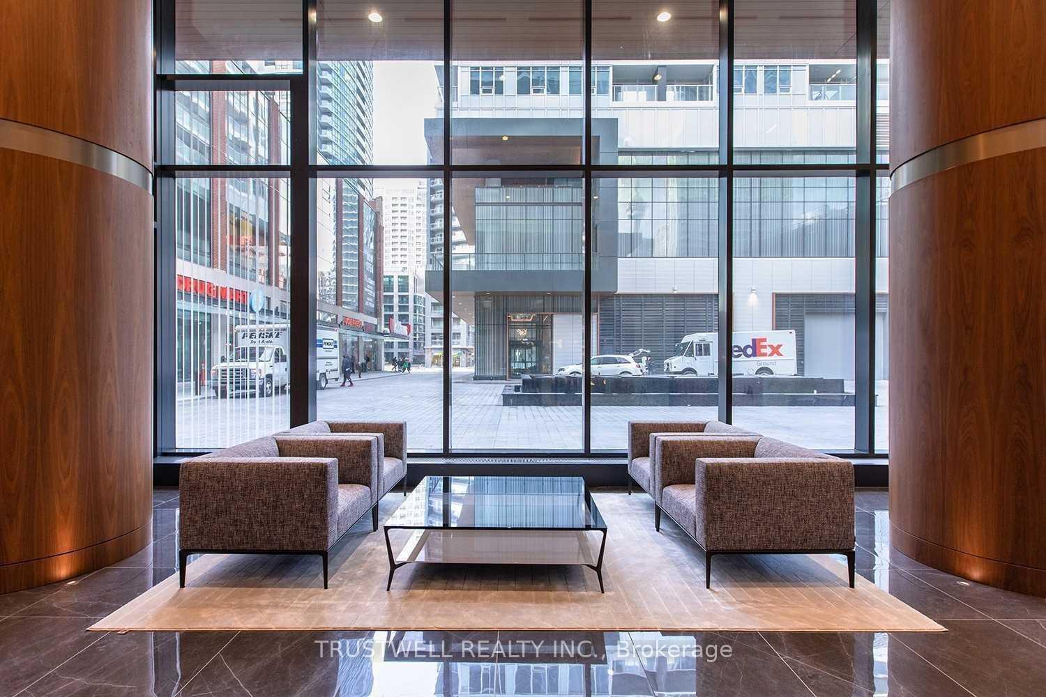 1 Bedroom Condo at 17 Bathurst, Toronto For sale