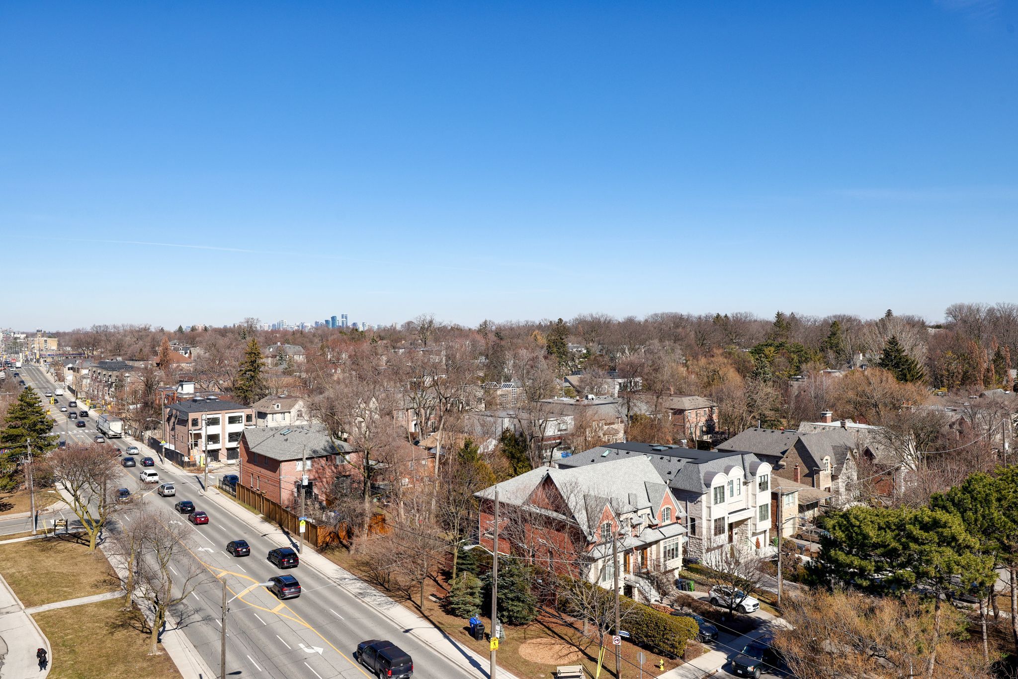 2600 Bathurst Street 801