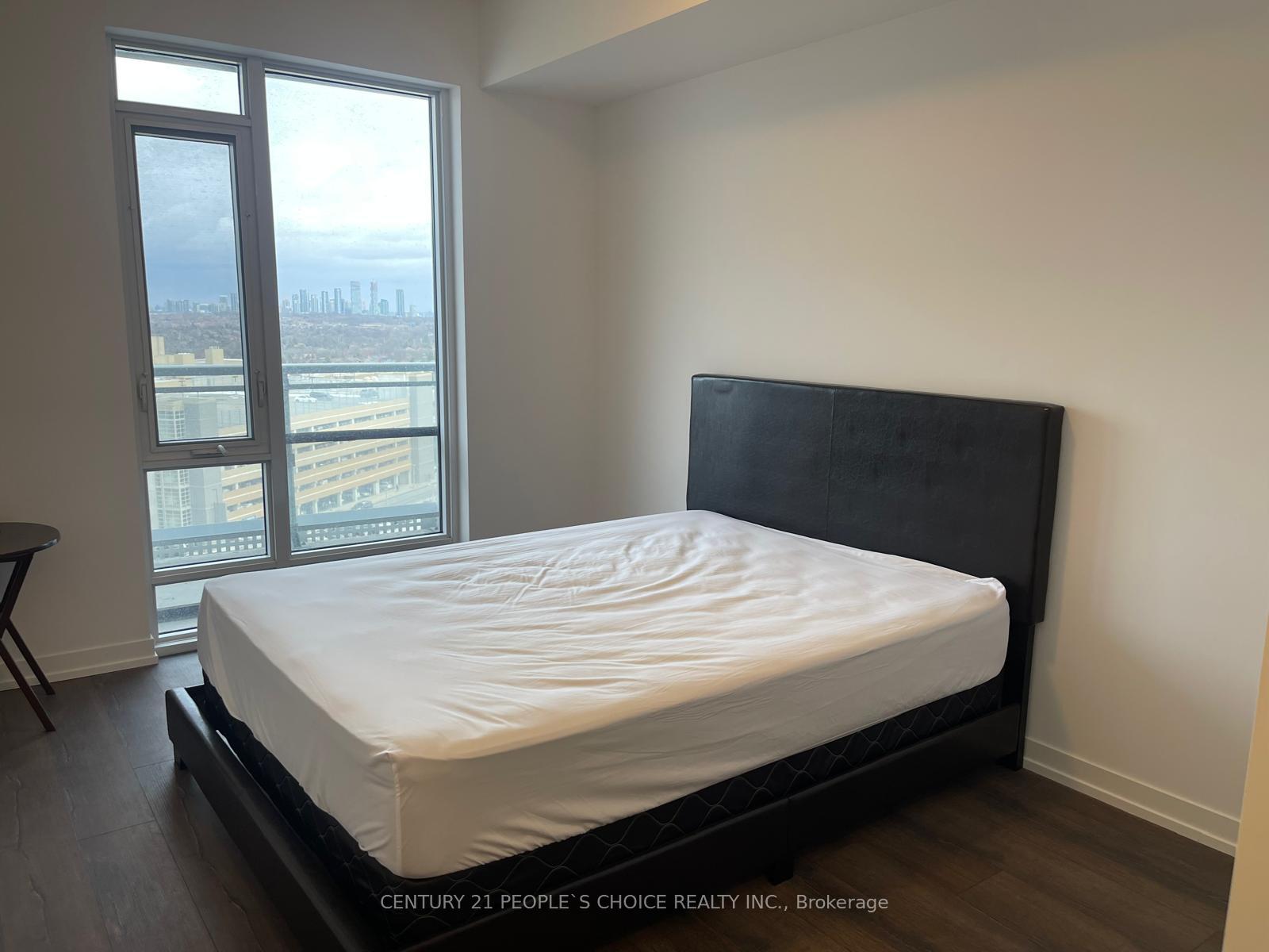 3 Bedrooms Condo at 2520 Eglinton, Mississauga For sale