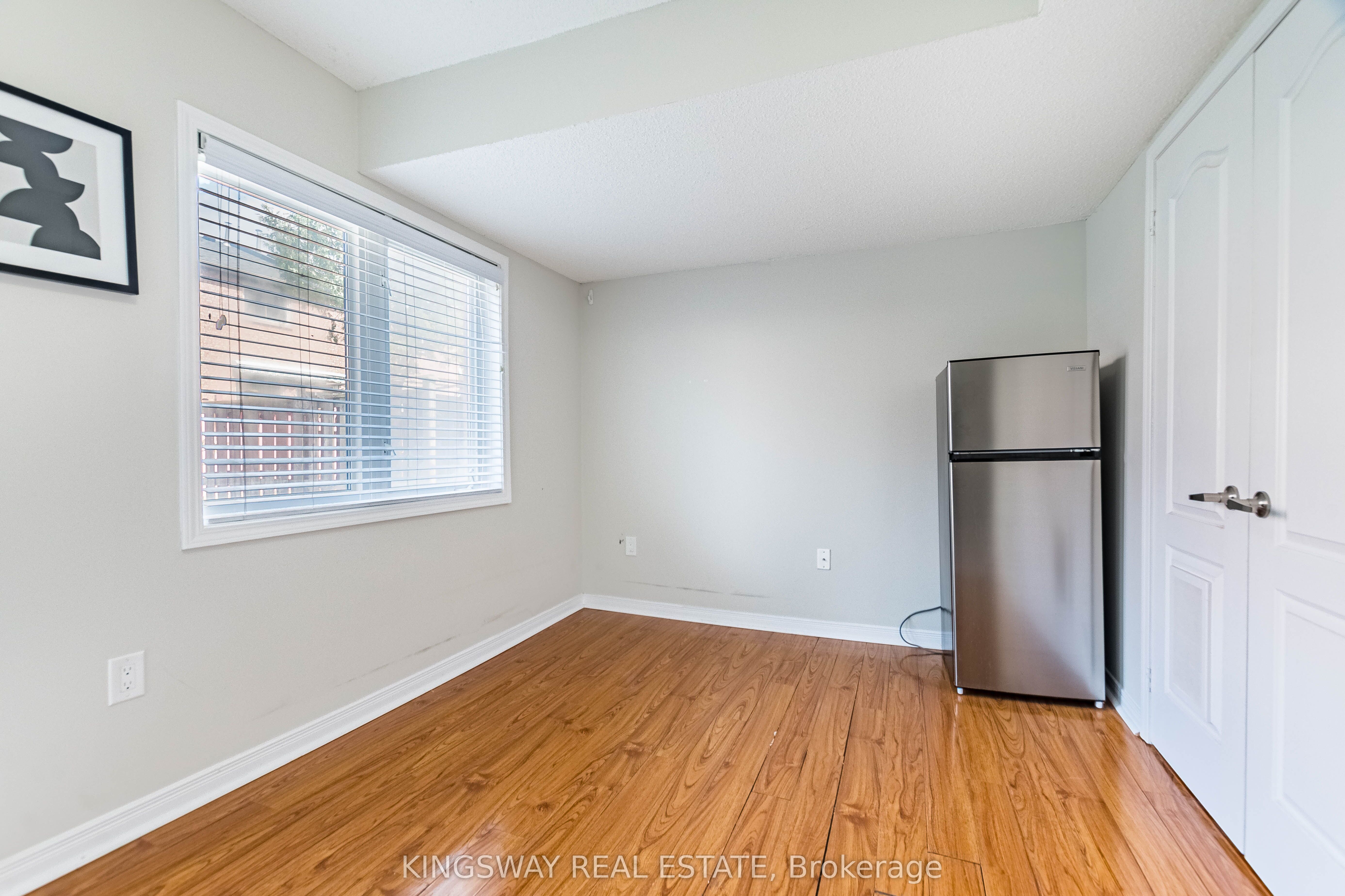 5821 Tiz Road, Mississauga Hurontario
