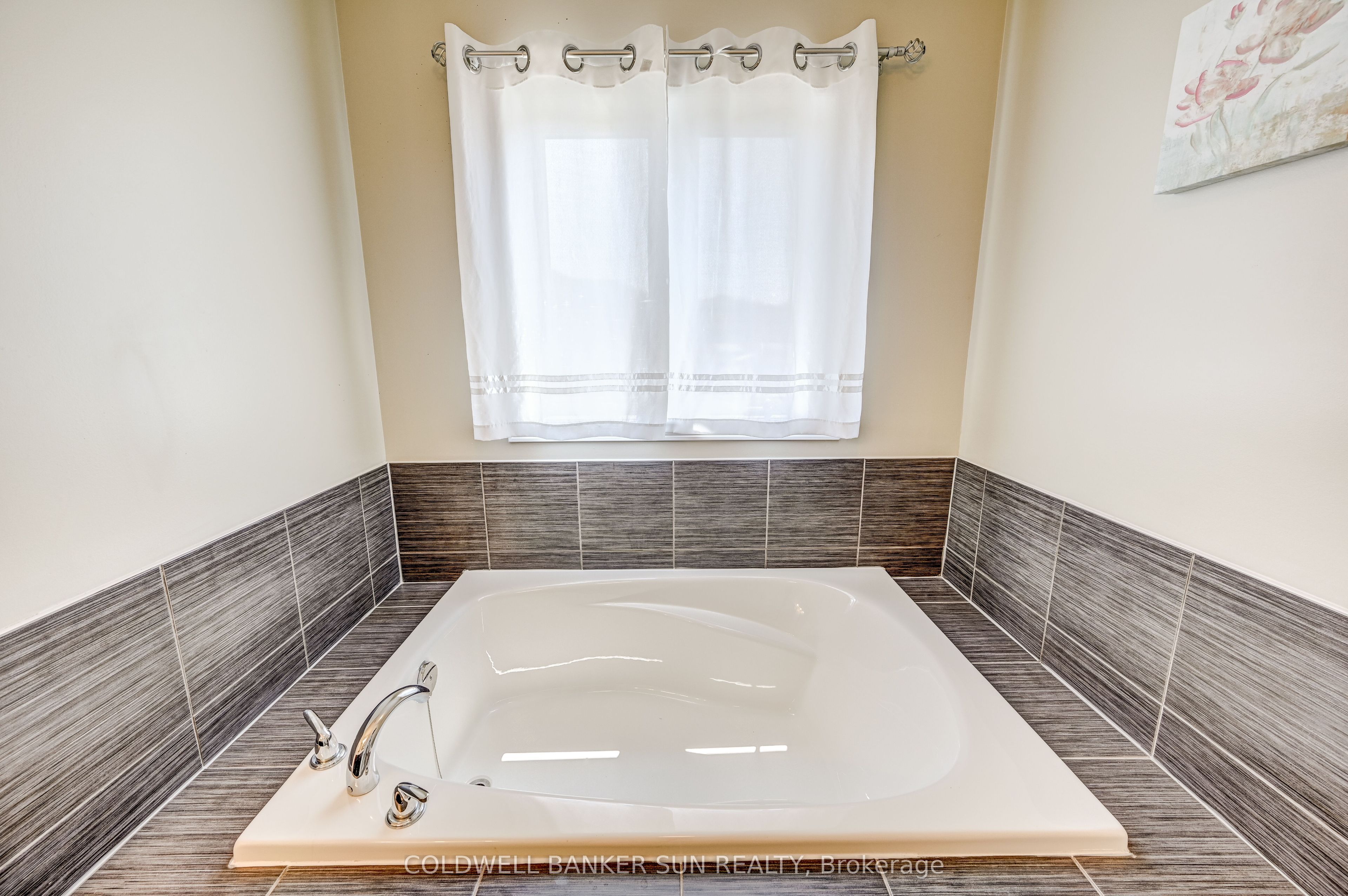 288 Johnson Drive, #UPPER