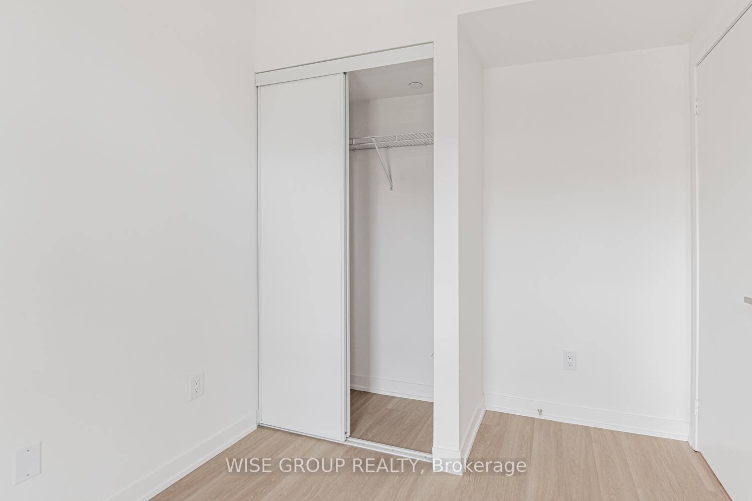 2 Bedrooms Condo at 500 Wilson, Toronto For sale