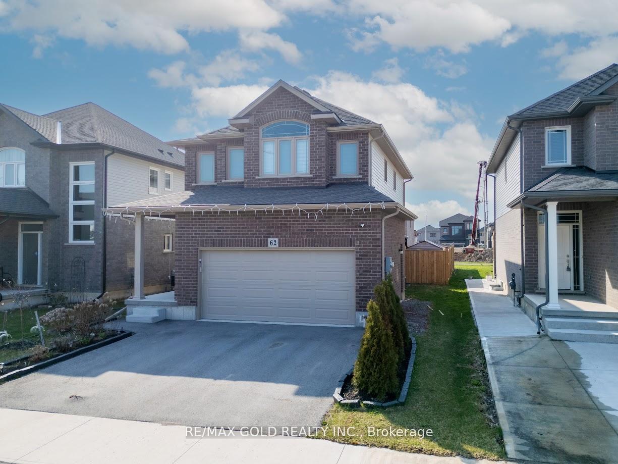 62 Spring Crest Way, Thorold, ON L2V 0J8