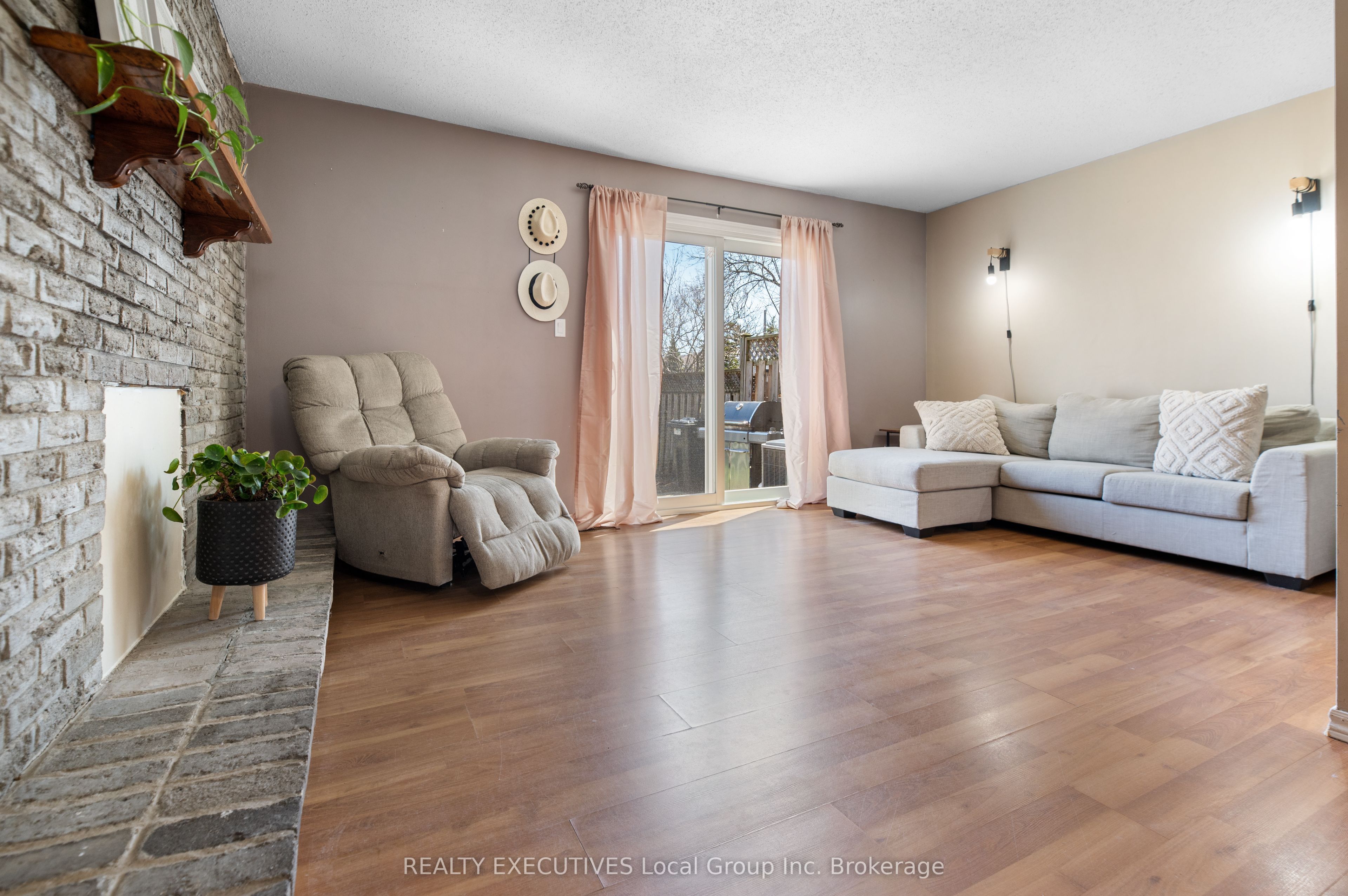 346 WICKSTEAD Avenue, #10