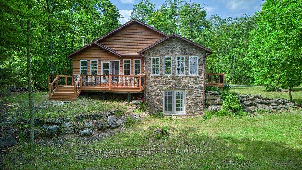 855 Crow Lake