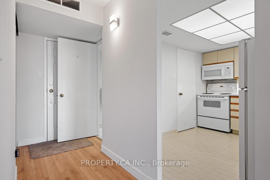 4 Bedrooms Condo at 65 Scadding, Toronto For sale