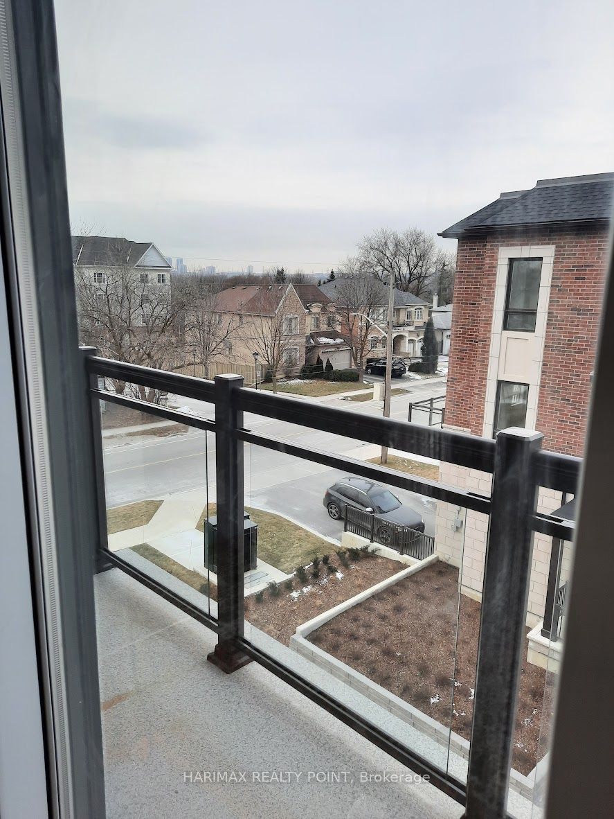 4015 Hickory Drive, #8