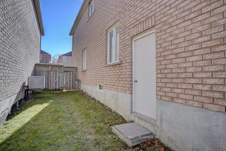 7 Apollo Road, Markham, ON L3S 4C5