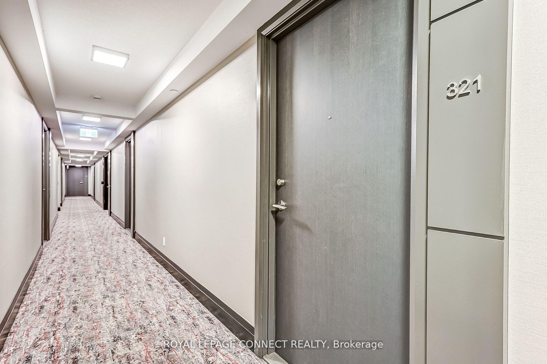 1 Bedroom Condo at 8 Trent, Toronto For sale