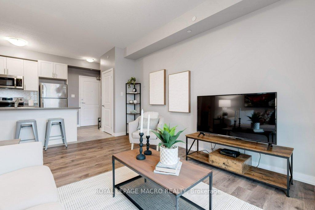 1 Bedroom Condo at 125 Shoreview,  Hamilton For sale