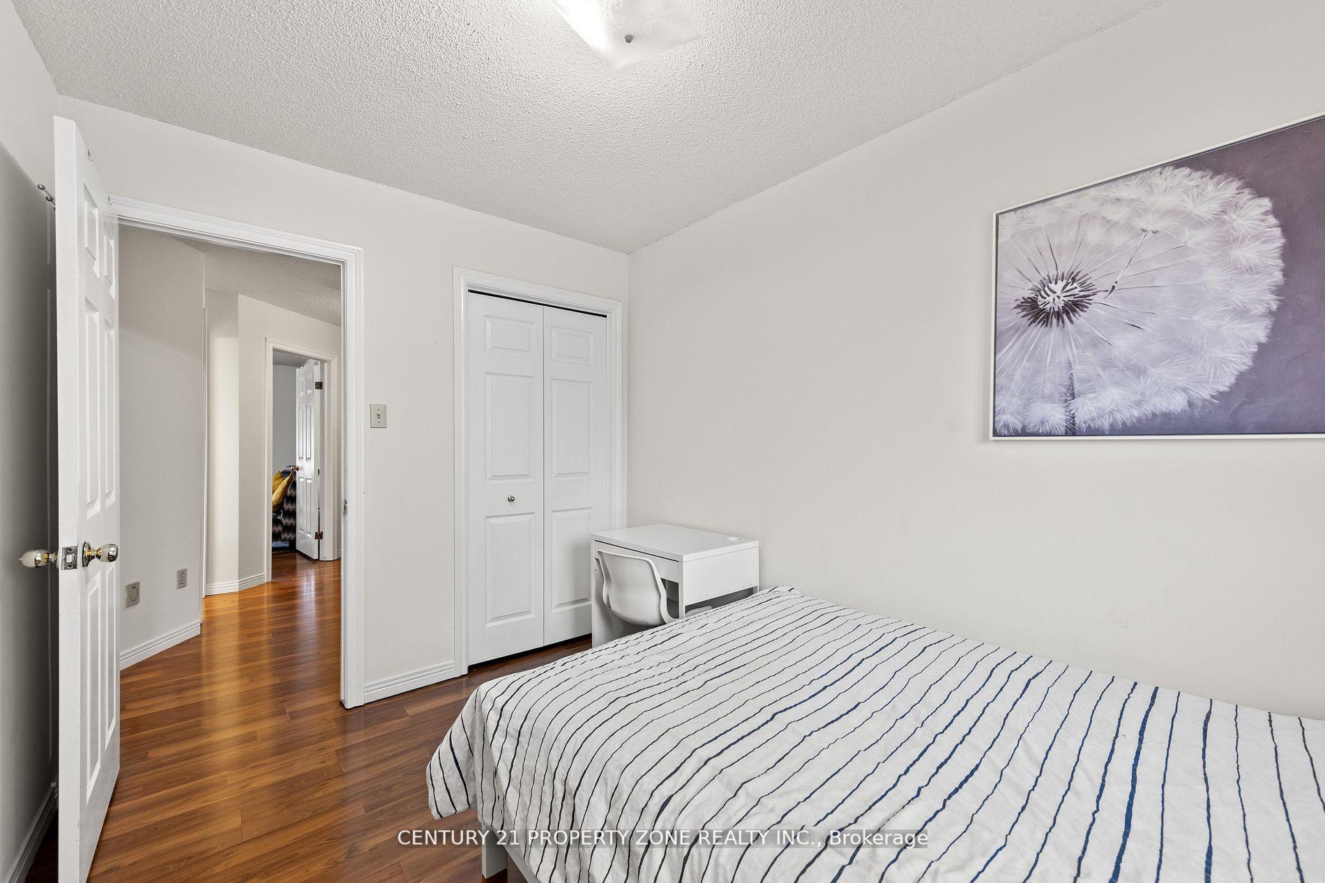 4 Bedrooms Condo at 280 Limeridge, Hamilton For sale