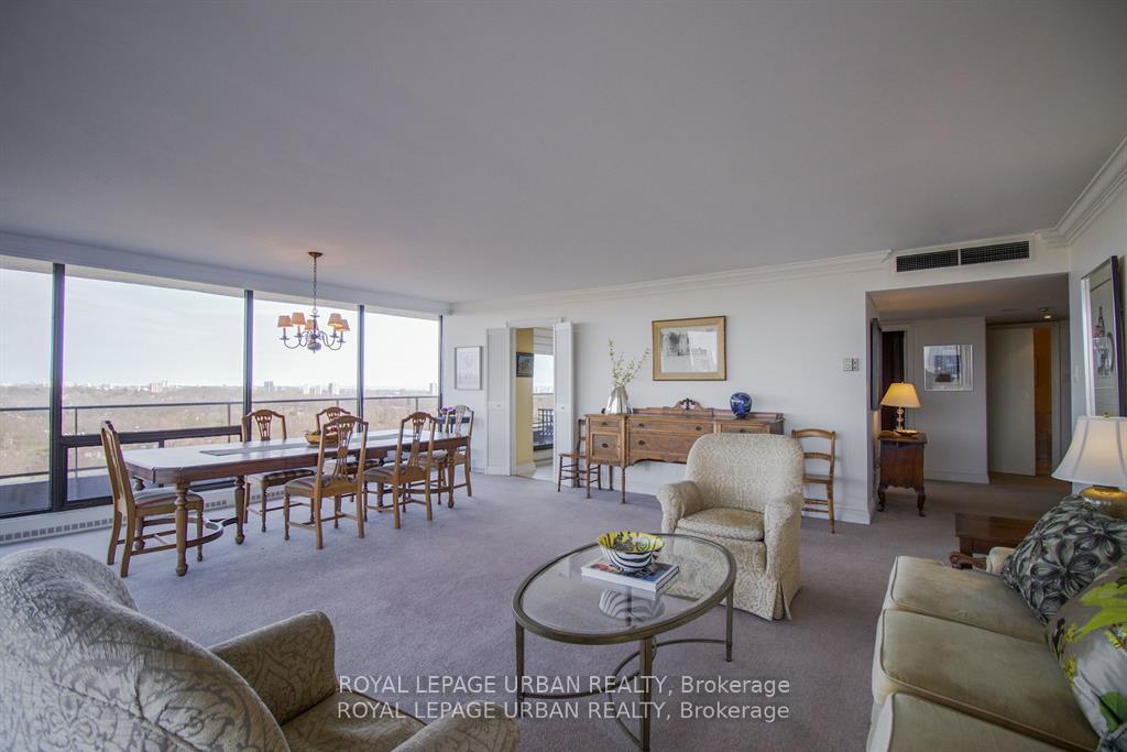 3 Bedrooms Co-op at 20 Avoca, Toronto For sale