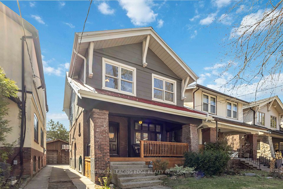 22 Oakdene