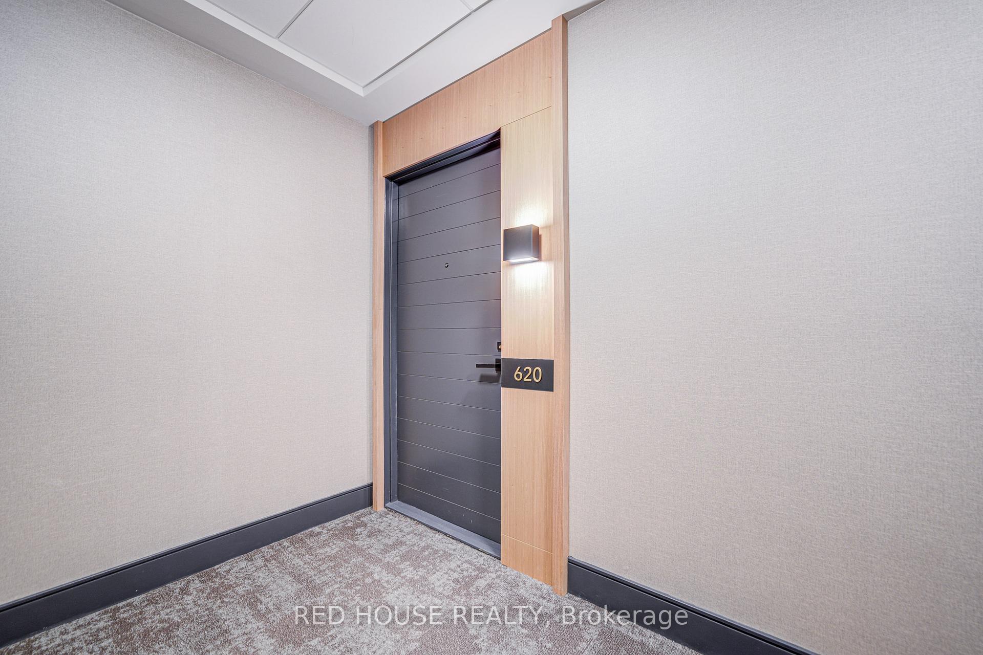3 Bedrooms Condo at 25 Adra Grado, Toronto For sale