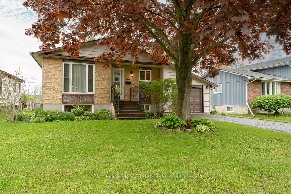 103 Elmwood Drive, Gananoque, ON K7G 3A5