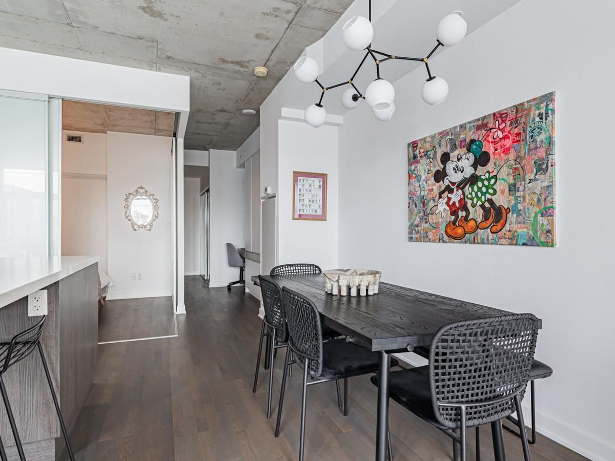 109 Ossington Avenue 407