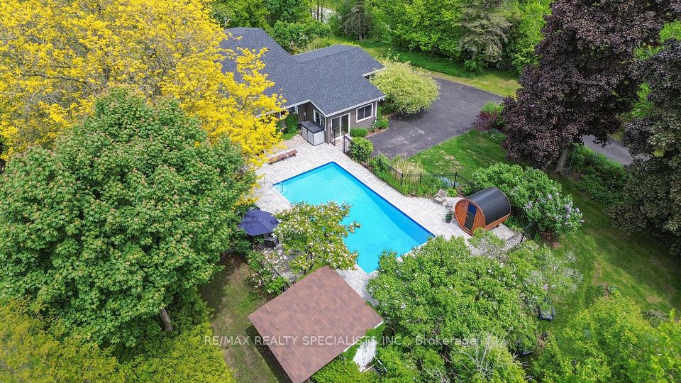15 Credit Street, Halton Hills, ON L7G 2W5