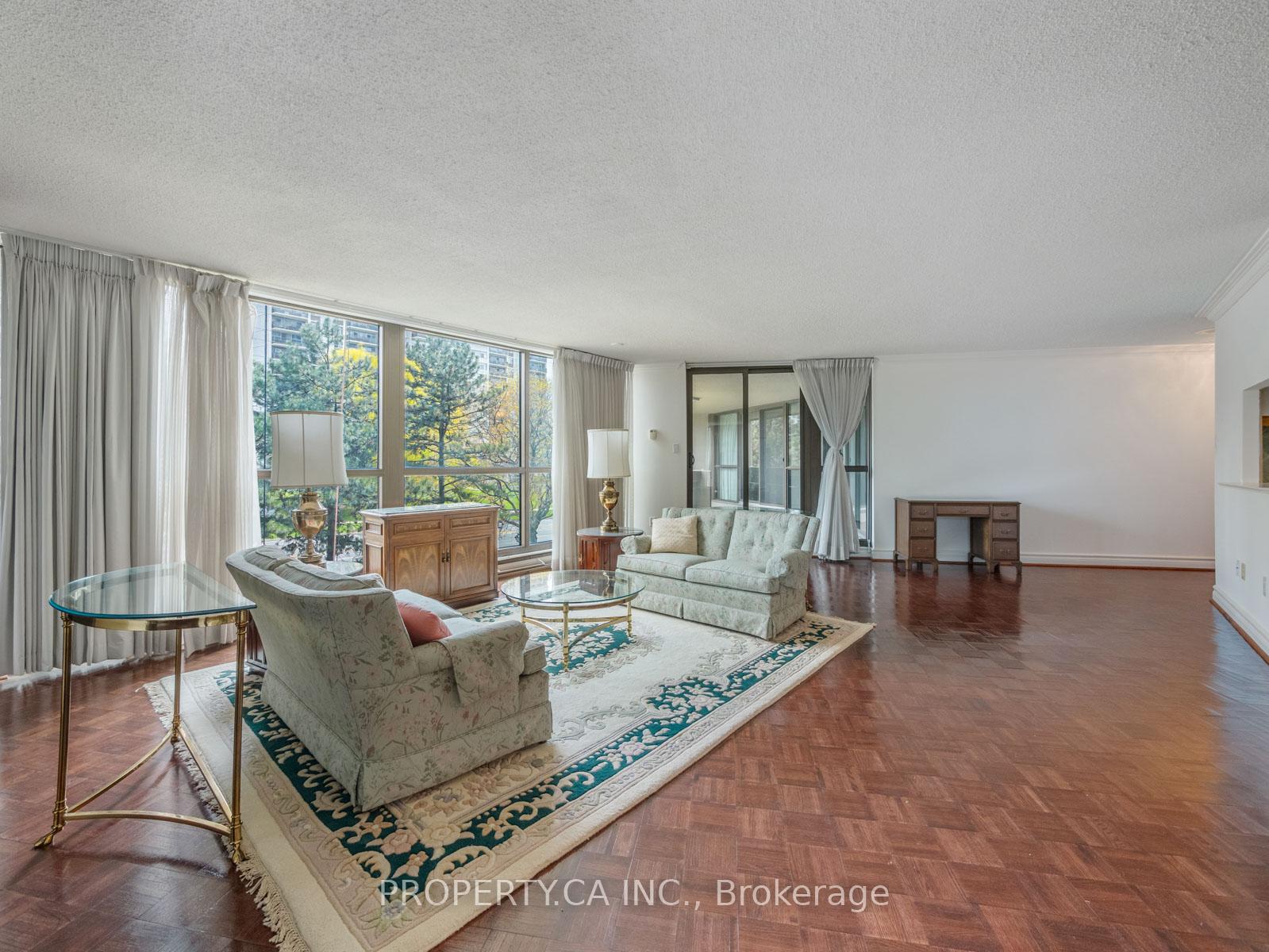 2 Bedrooms Condo at 2010 Islington,  Toronto For sale