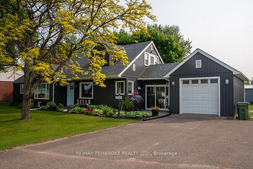 1206 Pembroke