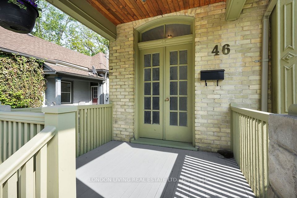 46 Byron Avenue, London South, ON N6C 1C5