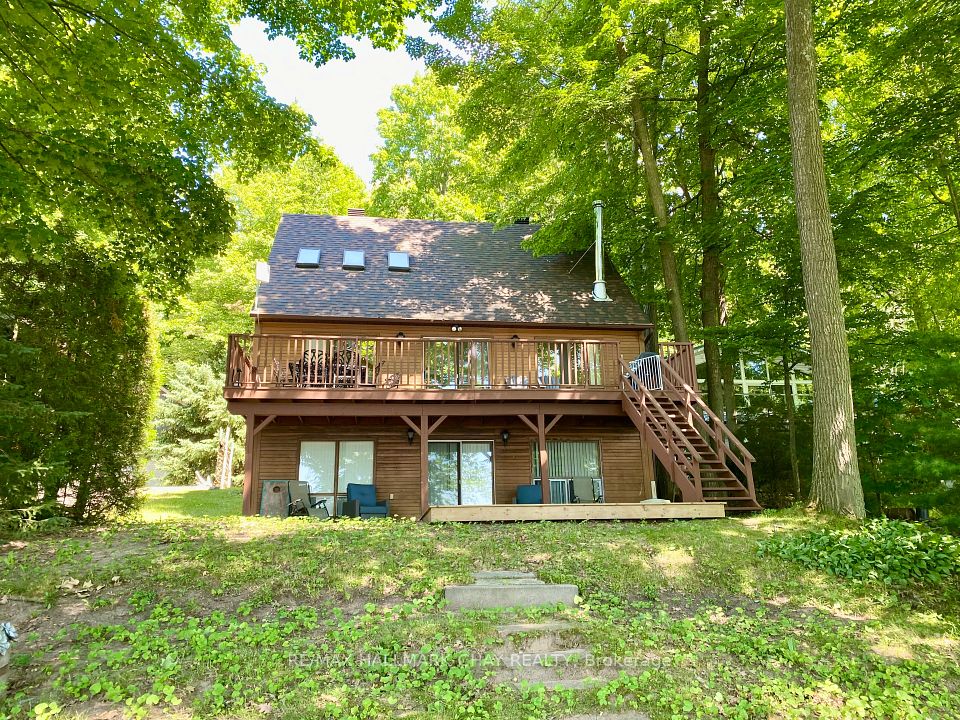 176 Farlain Lake Road, Tiny, ON L9M 0B5