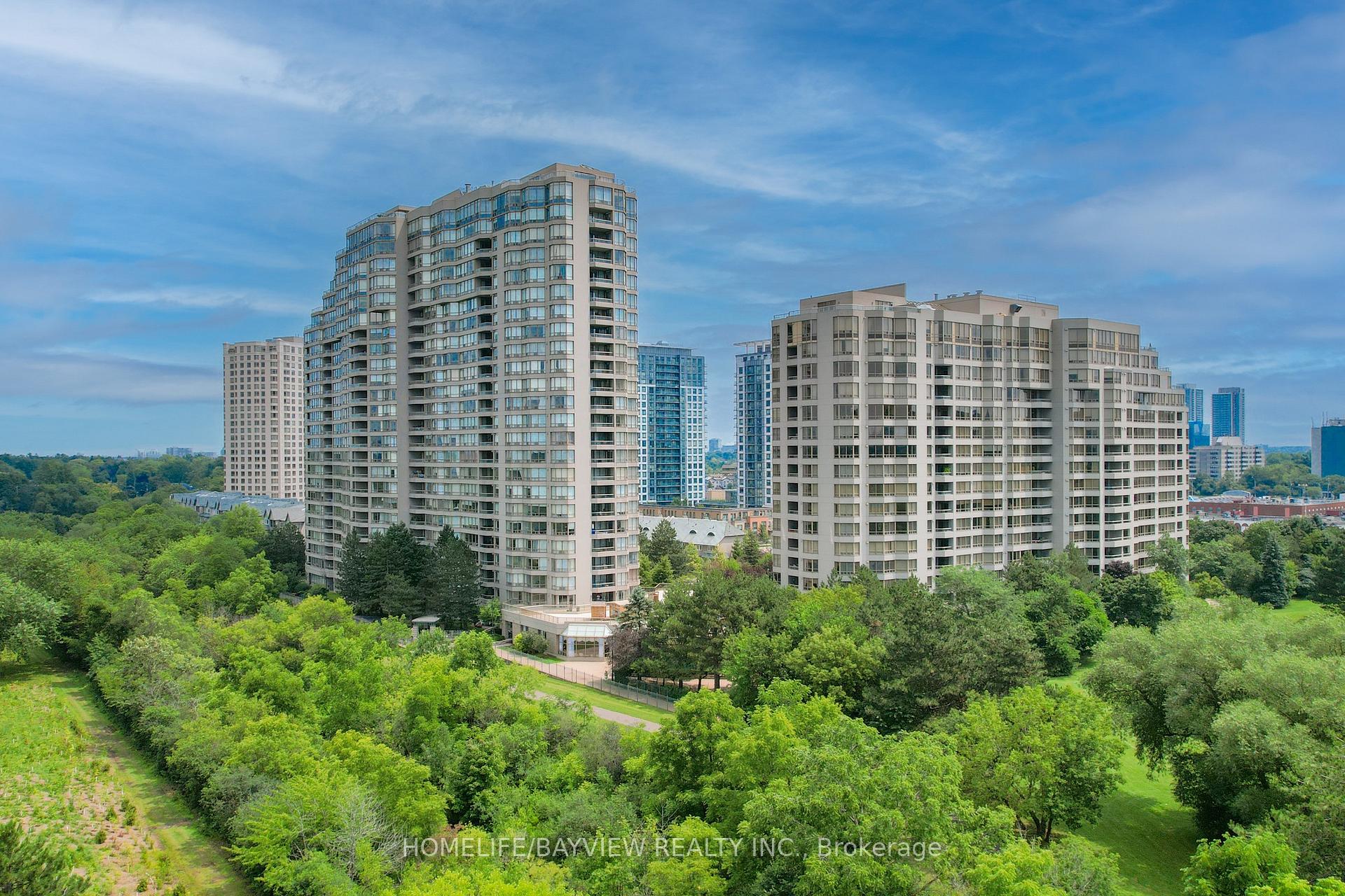 4 Bedrooms Condo at 168 Bonis, Toronto For sale