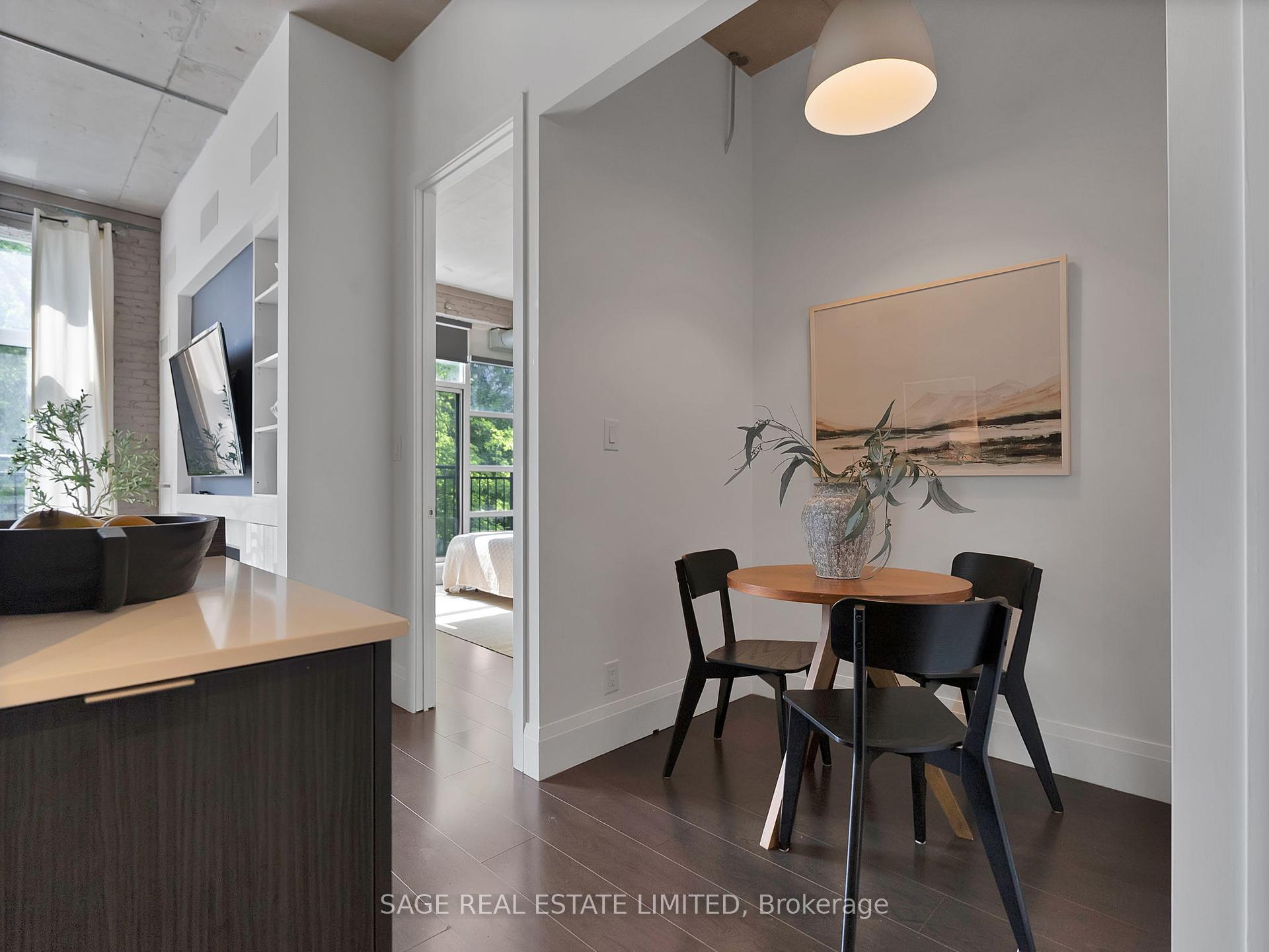 3 Bedrooms Condo at 955 Queen, Toronto For sale