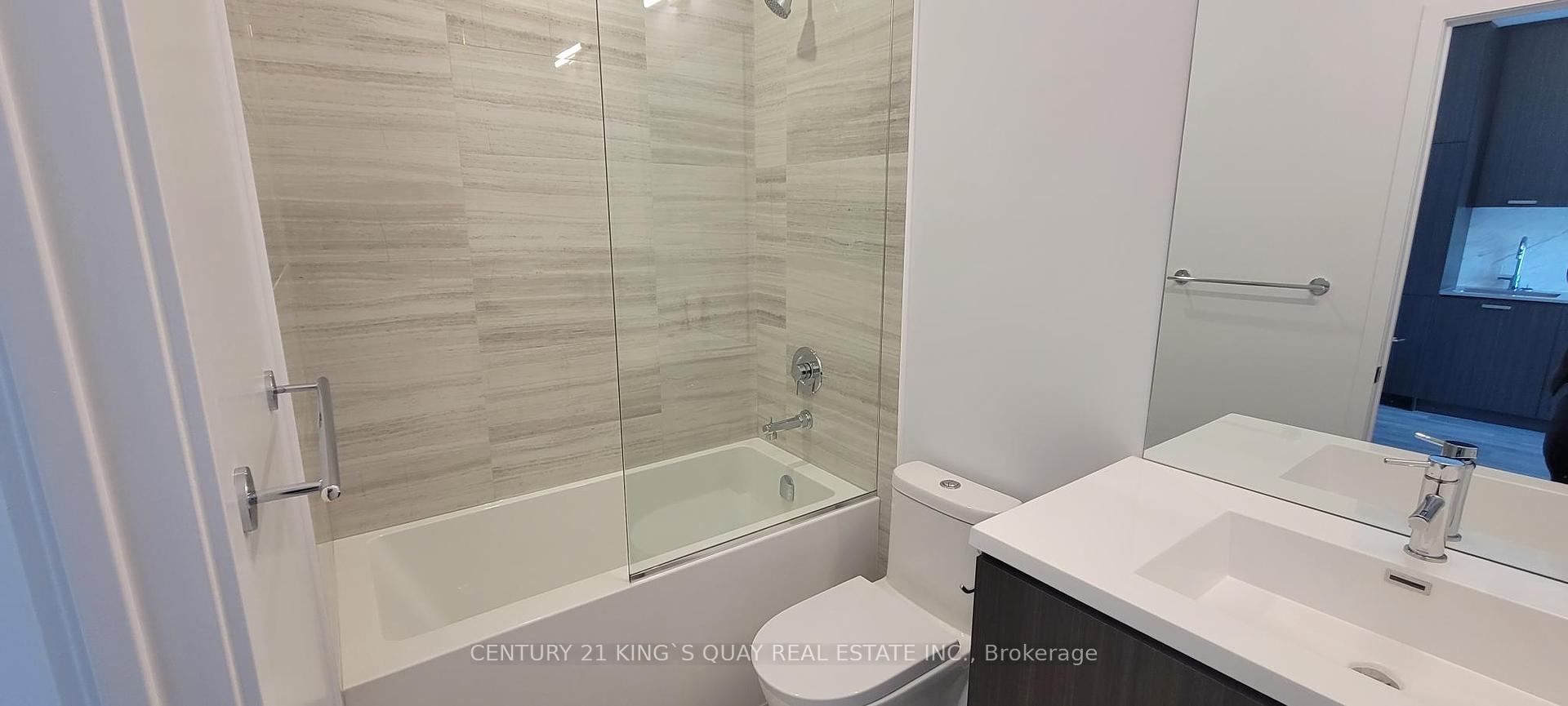 1 Bedroom Condo at 38 Honeycrisp,  Vaughan For sale