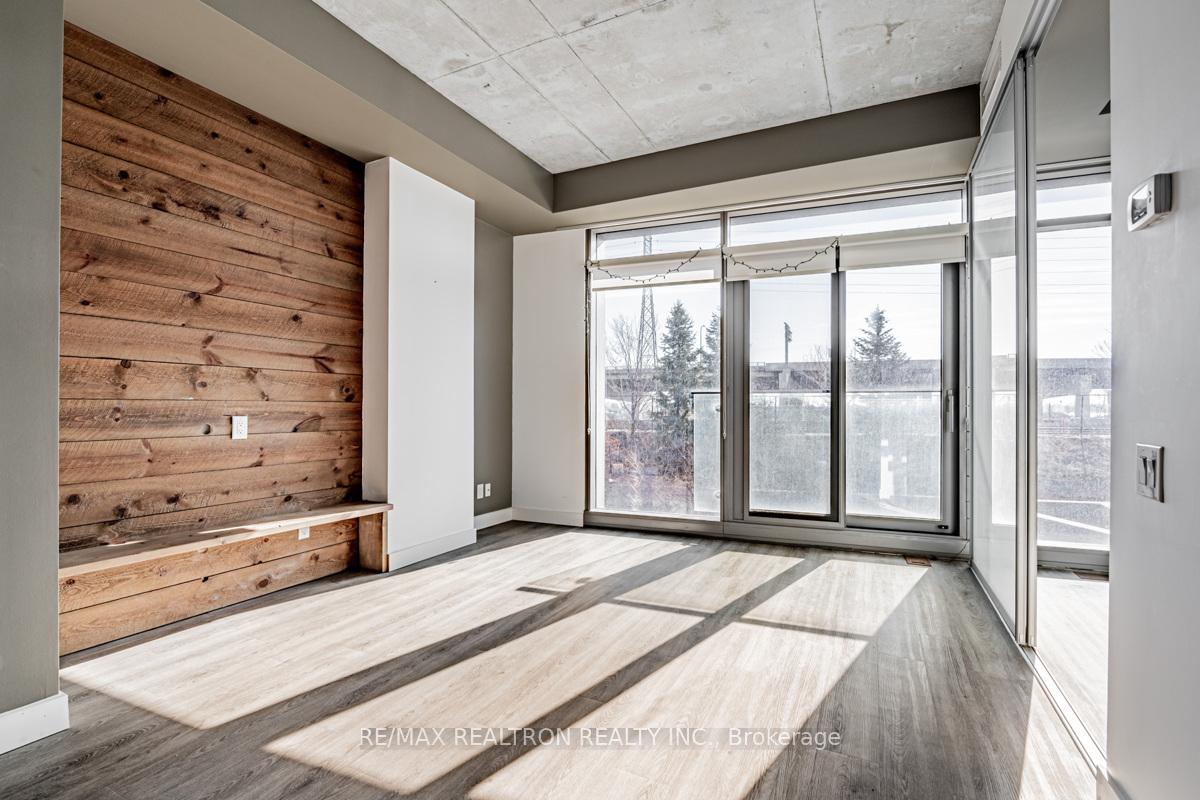 2 Bedrooms Condo at 70 Distillery, Toronto For sale