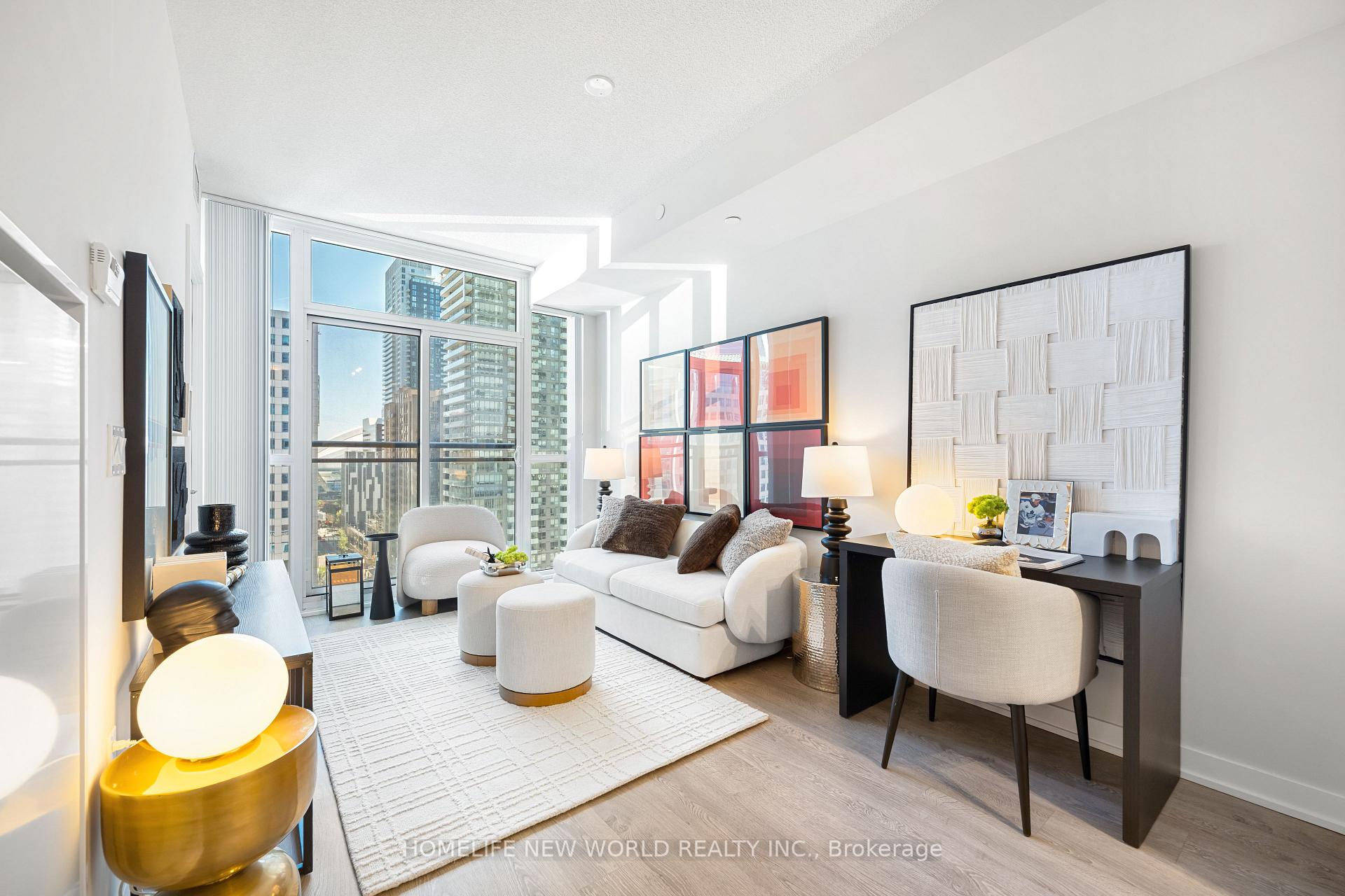 2 Bedrooms Condo at 99 John, Toronto For sale