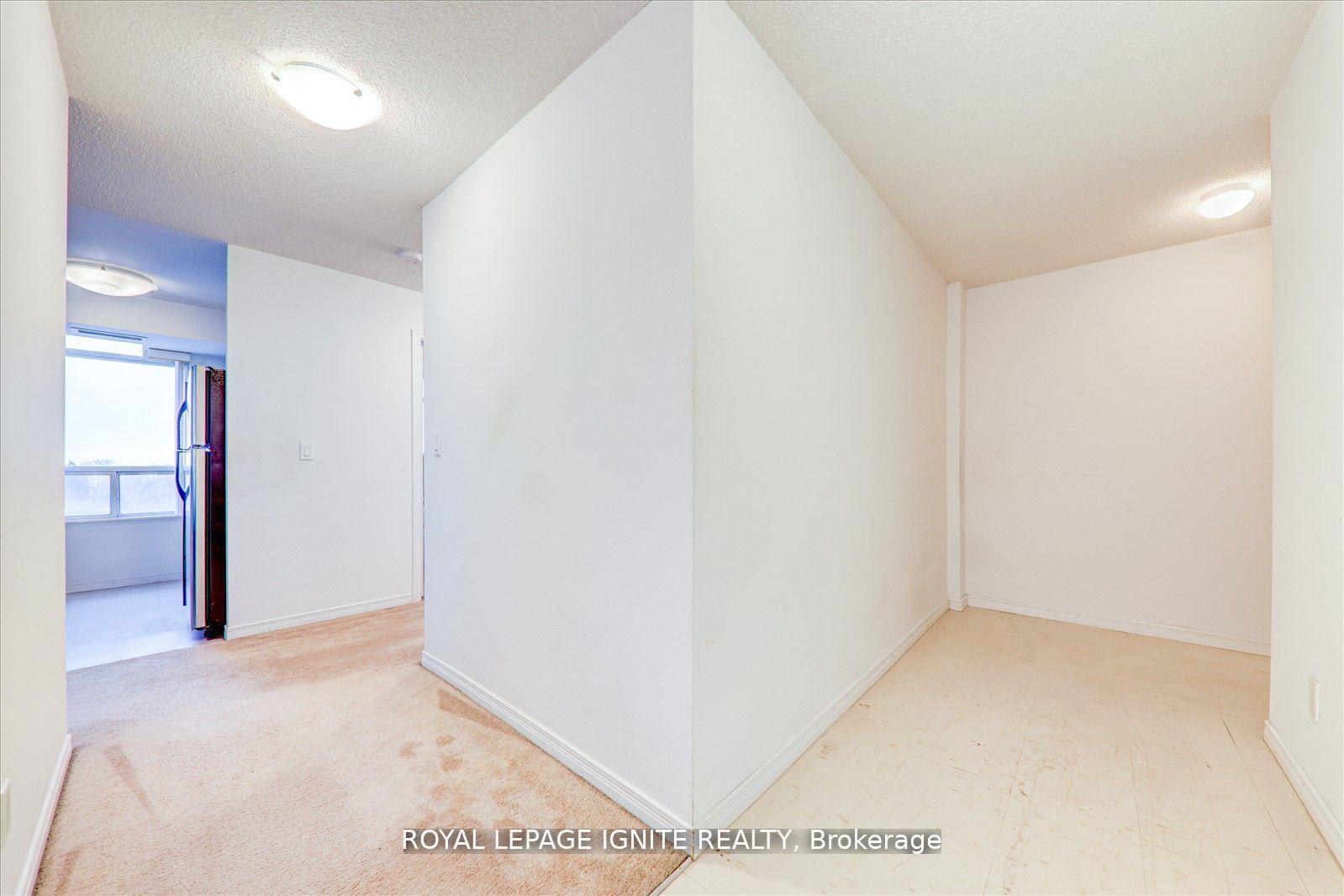 2 Bedrooms Condo at 3650 Kingston, Toronto For sale