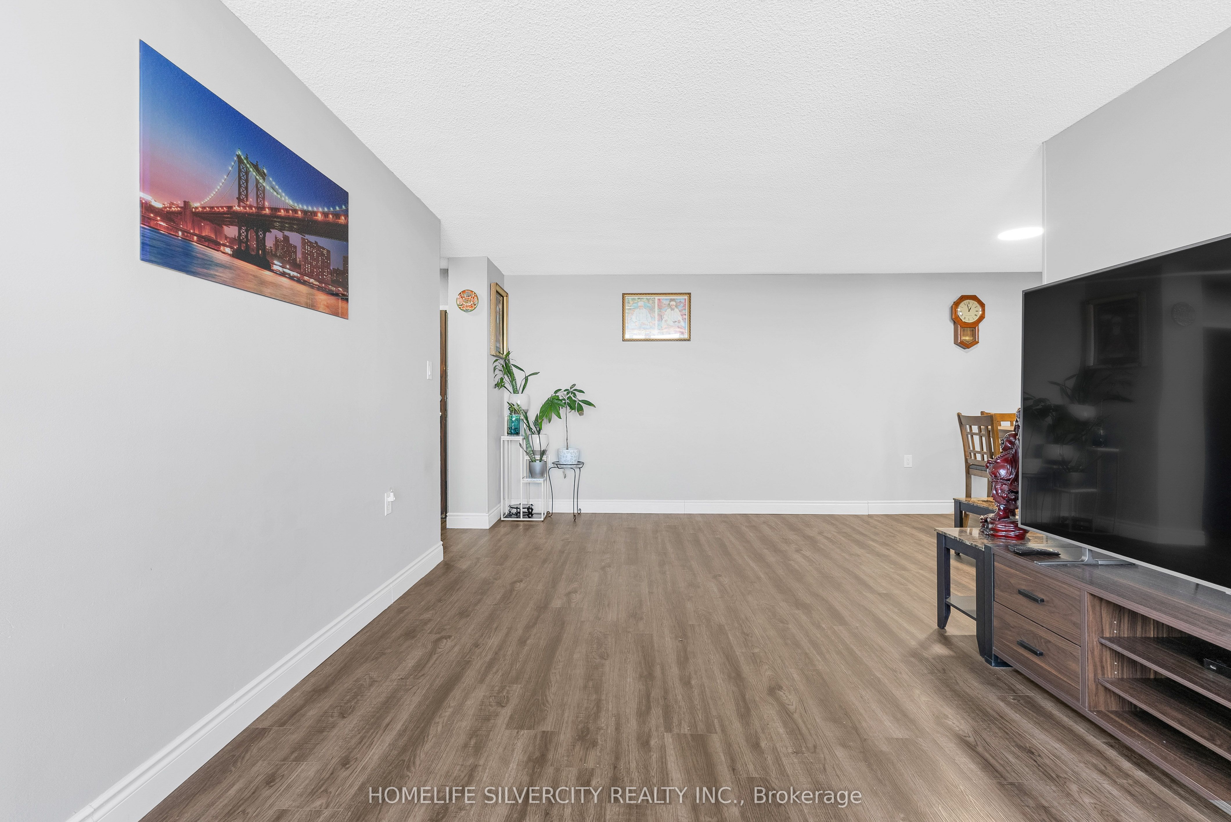 18 Knightsbridge Road, #2303