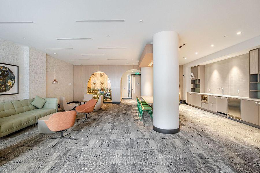 2 Bedrooms Condo at 130 River, Toronto For sale