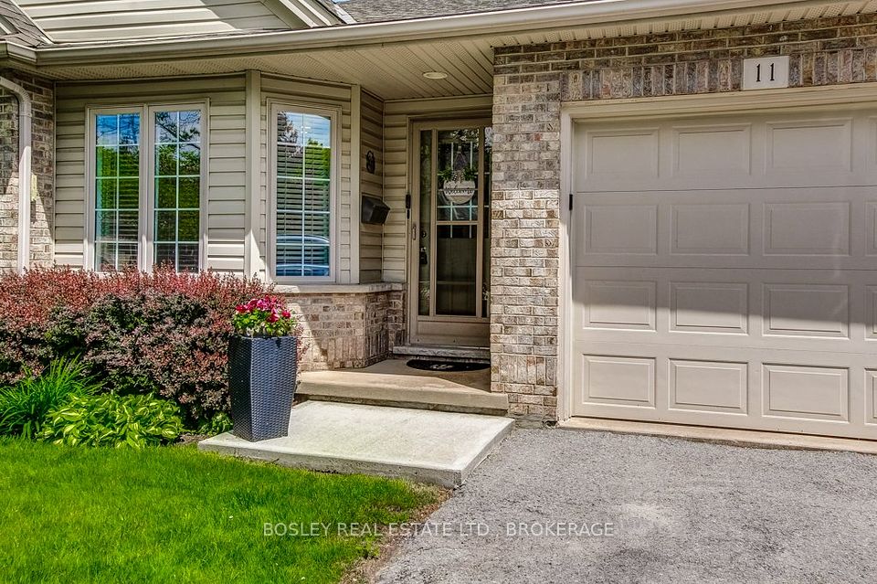 #11 - 303 Central Avenue, Grimsby, ON L3M 5L7