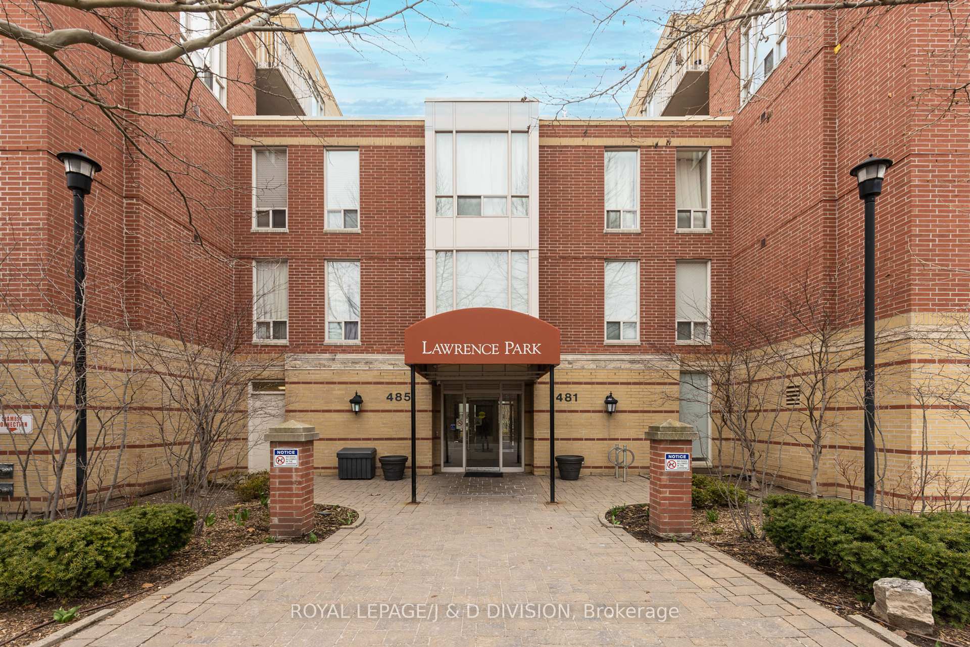 1 Bedroom Condo at 485 Rosewell, Toronto For sale