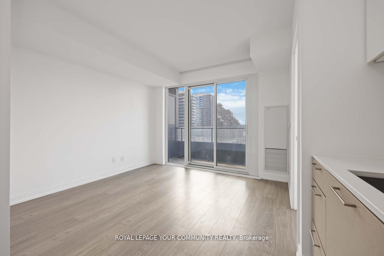 2 Bedrooms Condo at 19 Western Battery, Toronto For sale
