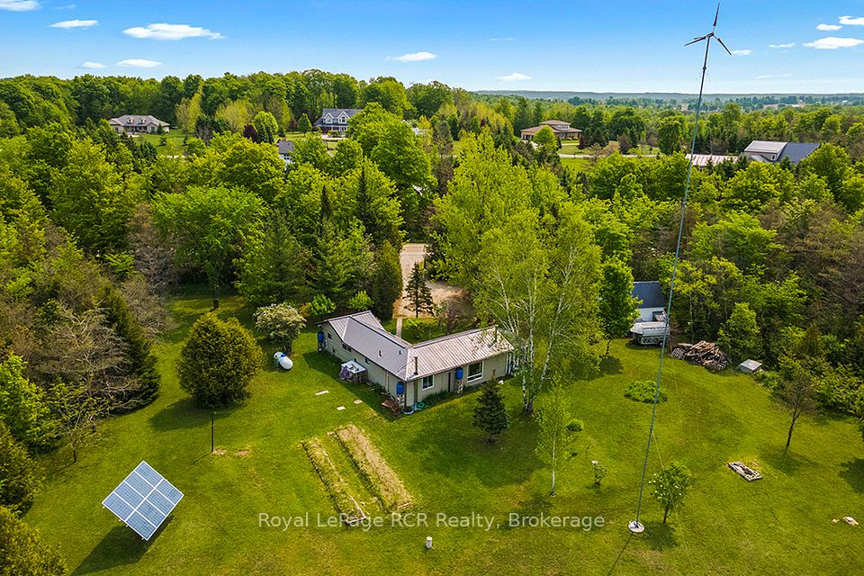 134746 Sideroad 15 Side Road