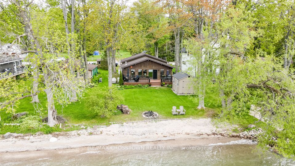 3822 Glenrest